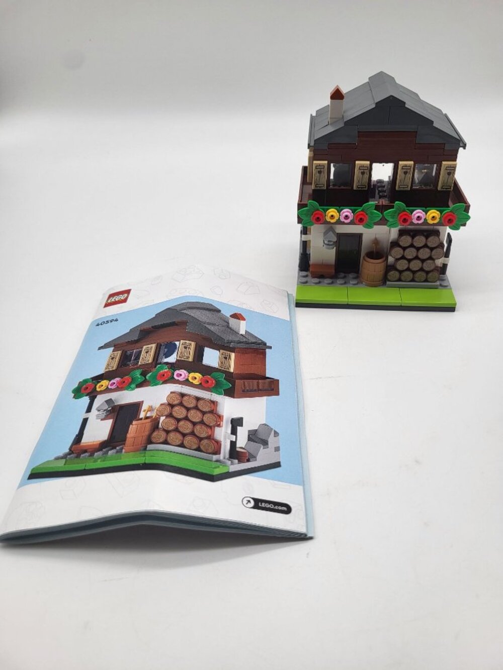LEGO 40594 Houses of the World 3 with Manual, No Box-Missing one piece